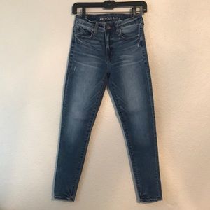 AMERICAN EAGLE Hi-Rise Jegging